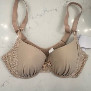 Simone Perele Elegant Lace Trimmed Beige Bra